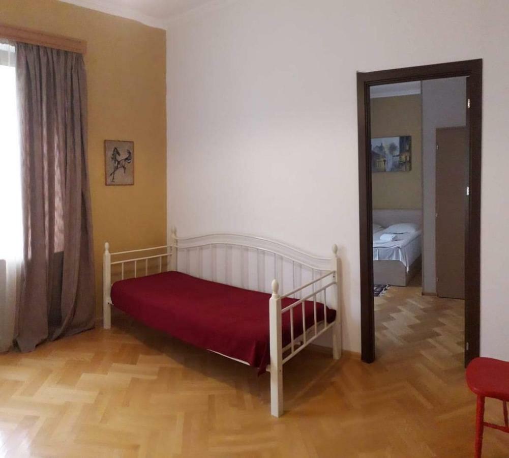 Hotel Omsi House Telavi Esterno foto